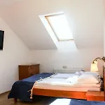 Bursztynowa Frühstückspension 3*