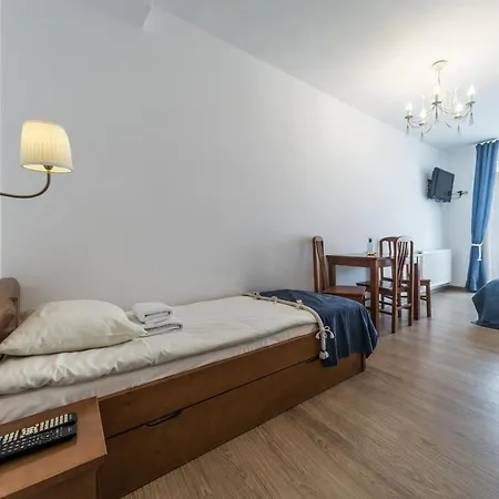 Bursztynowa 3*