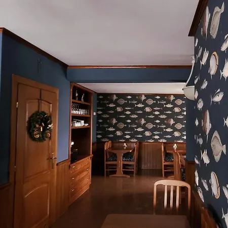 Bursztynowa Panzió Rewa