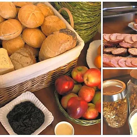 Bed & Breakfast Bursztynowa 3*